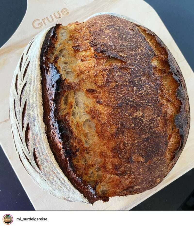 Bake brød på pizzastål pro fra Gruue surdeigsbrød