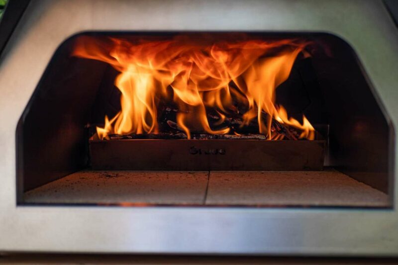 gruue-pizzaboks3-vedfyrt-pizzaovn-12